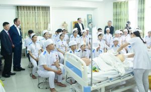 chuyên gia đức khảo sát đào tạo điều dưỡng tại việt nam