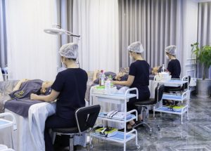 Học Cao đẳng Chăm sóc sắc đẹp uy tín ở đâu?