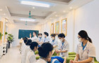 SINH-VIEN-KHOI-DONG-PHAN-THUC-HANH-CHAM-SOC-DA-2