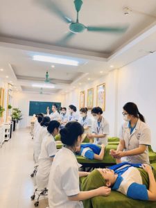 Khởi động thực hành phần chăm sóc da tại Khoa Chăm Sóc sắc đẹp