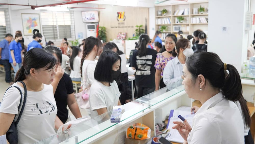Chào đón tân sinh viên Cao đẳng Y Hà Nội 2026